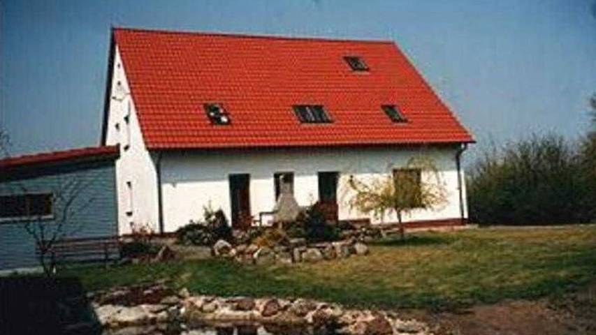 Ferienhaus für 12 Personen, mit Garten in Bugewitz