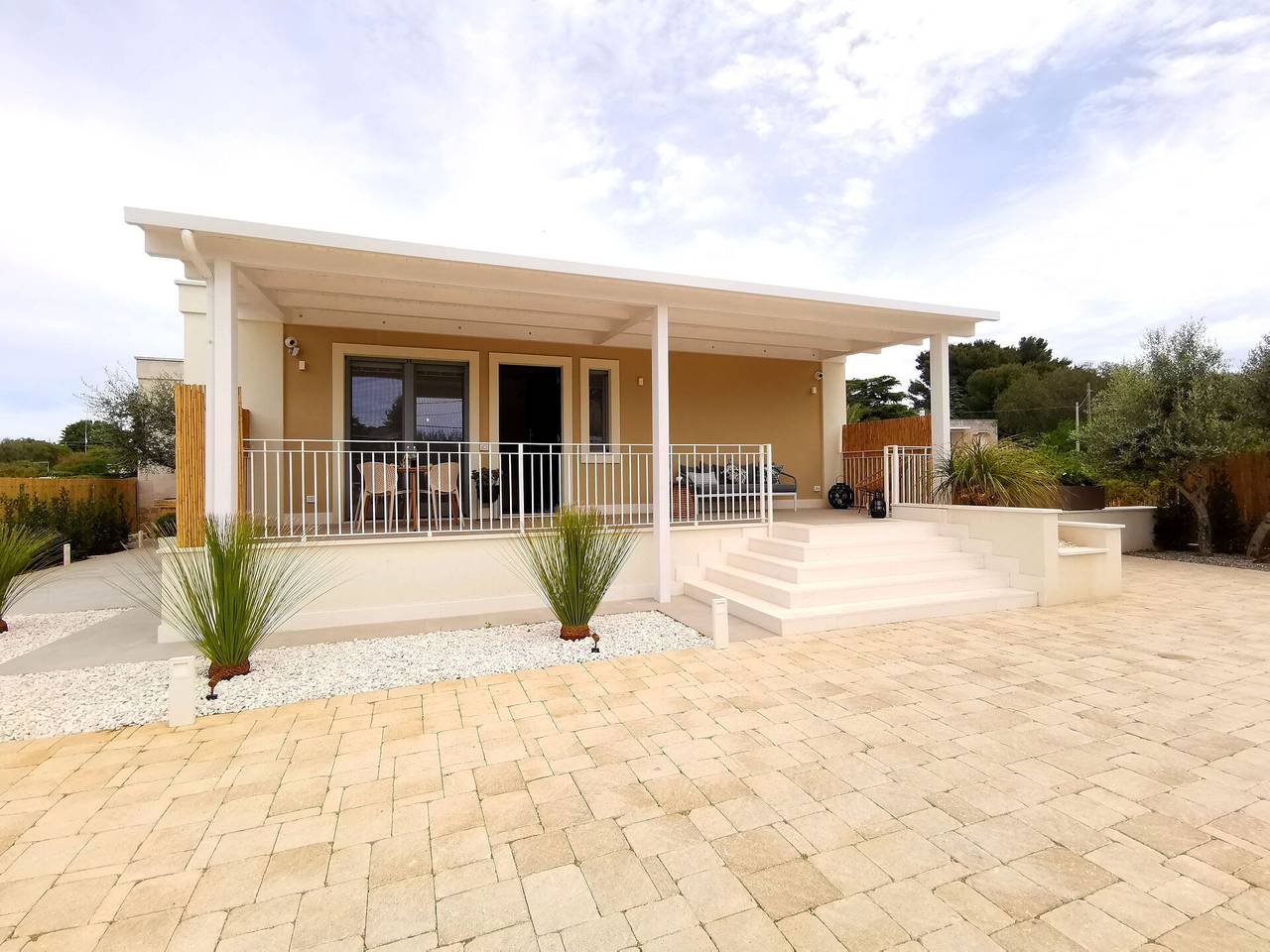 Apartments In Villa Selva, Locorotondo, Puglia - Apartment Selva 1 in Laureto, Salento