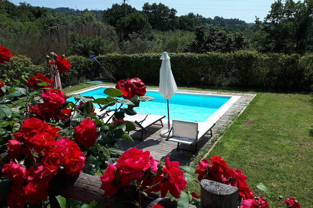 Casa vacanza a Val di Cecina a partire da 201€ a notte