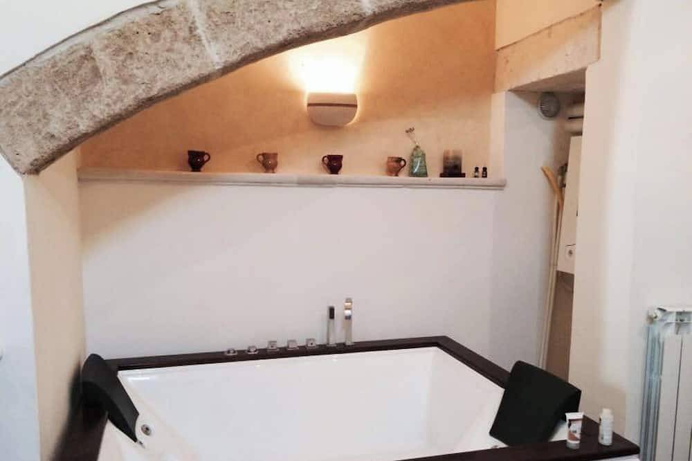 Ganze Wohnung, Homerez - Whg. Castiglione mit Whirlpool in Andrano, Lecce Provinz