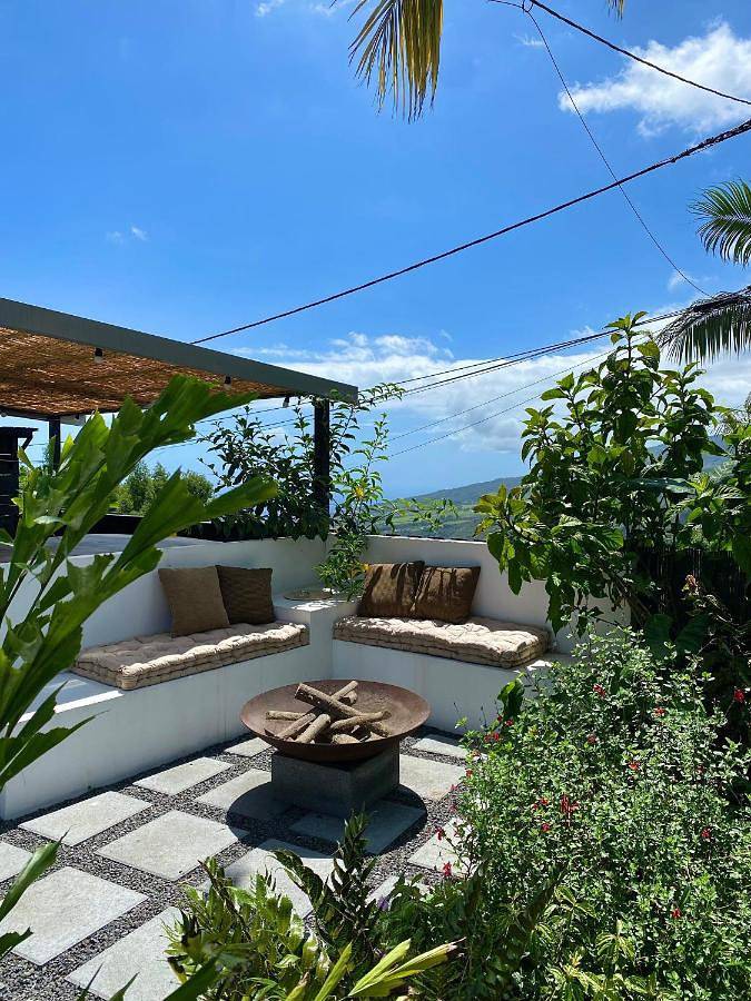 Appartement de vacances pour 6 personnes, avec terrasse ainsi que jacuzzi et jardin