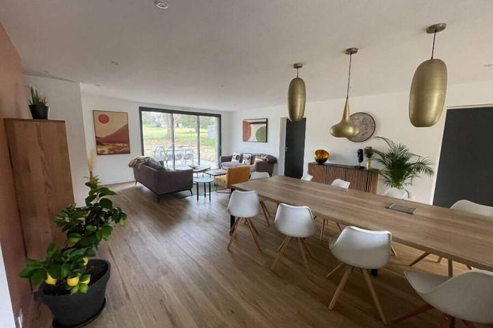 Location de vacances pour 10 personnes, avec jacuzzi et jardin à Treillières - 2