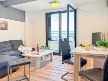 Ferienwohnung für 2 Personen, mit Balkon und Ausblick sowie Seeblick in Barth