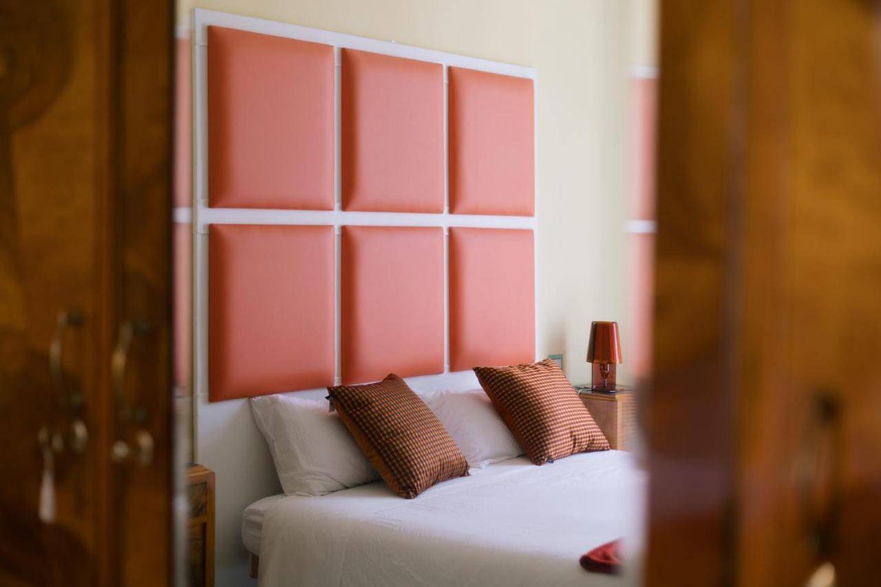 Appartamento intero, Double Room with Private Bathroom in Eboli, Provincia di Salerno