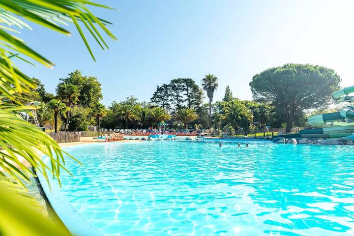 Camping für 6 Personen, mit Terrasse und Pool sowie Sauna in Bidart