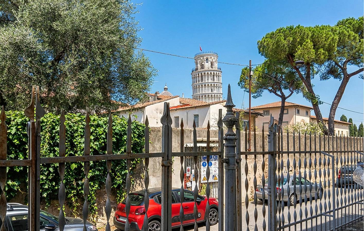 Appartamento intero, Appartamento moderno con WiFi, parcheggio - Pisa, posizione centrale in Pisa, Riviera Toscana