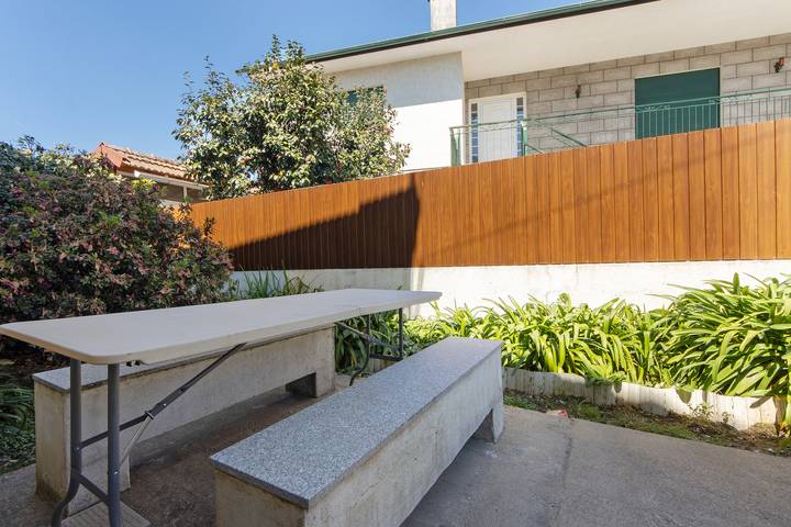 Location de vacances pour 4 personnes, avec bassin pour enfant et jardin dans Oliveira de Azeméis