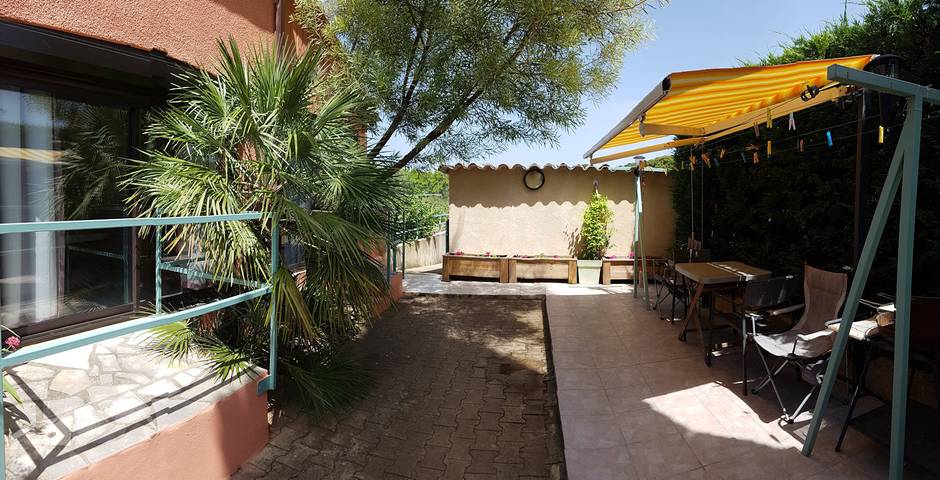 Gîte pour 2 personnes, avec jardin ainsi que piscine et balcon dans l' Hérault - 4