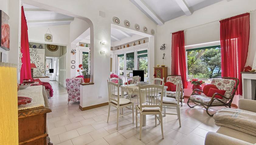 Ferienhaus für 9 Personen, mit Balkon und Terrasse sowie Garten und Ausblick auf La Maddalena - 3