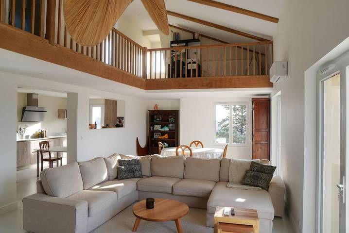 Chalet para 10 personas, con terraza además de vistas y piscina, Se admiten mascotas - 1