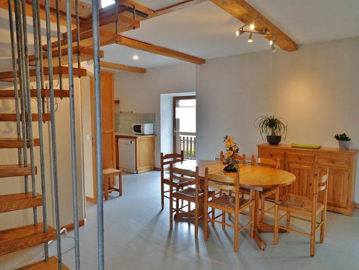 Gîte pour 6 personnes, avec terrasse à Sazos - 4