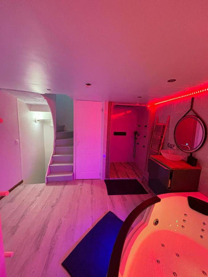 Apartamento de vacaciones para 2 personas, con jacuzzi y balcón - 1