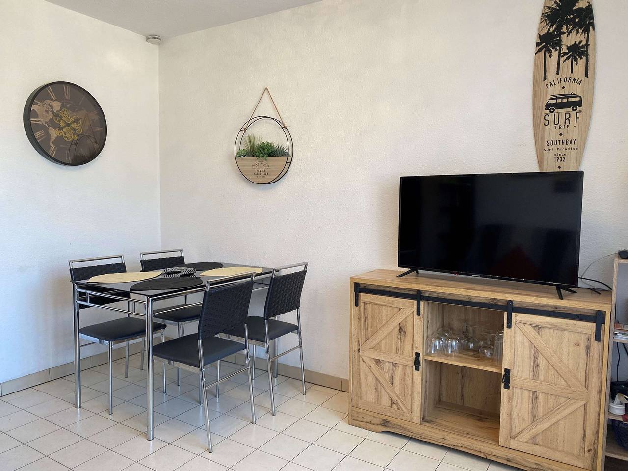 Appartement entier, Appartement T1 avec terrasse, tout équipé, proche commodités à Balaruc-les-Bains in Balaruc-les-Bains, Côte d'Améthyste