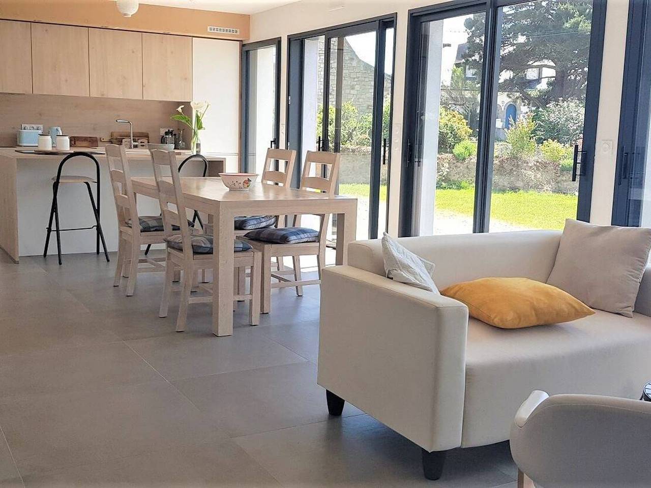 Casa espaciosa para 10 personas con jardín a 300m del mar en zona tranquila in Saint-Gildas-de-Rhuys, Côte des Mégalithes