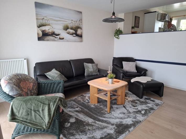 Ferienwohnung für 4 Personen, mit Balkon und Seeblick sowie Ausblick in Waldeck - 2