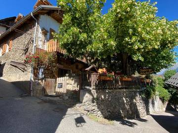 Hôtel pour 2 personnes, avec balcon et vue à Auris
