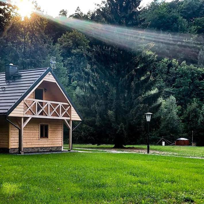 Chalet für 8 Personen, mit Ausblick und Garten - 1