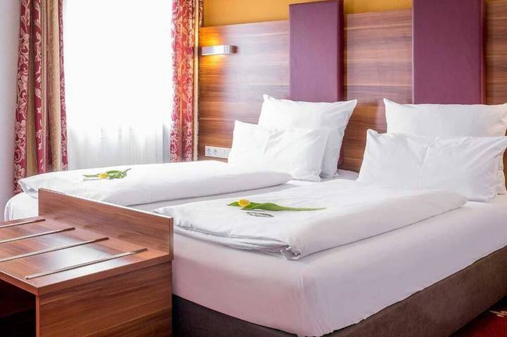 Doppelzimmer - Hotel Burgschmiet Gmbh in Nürnberg, Franken