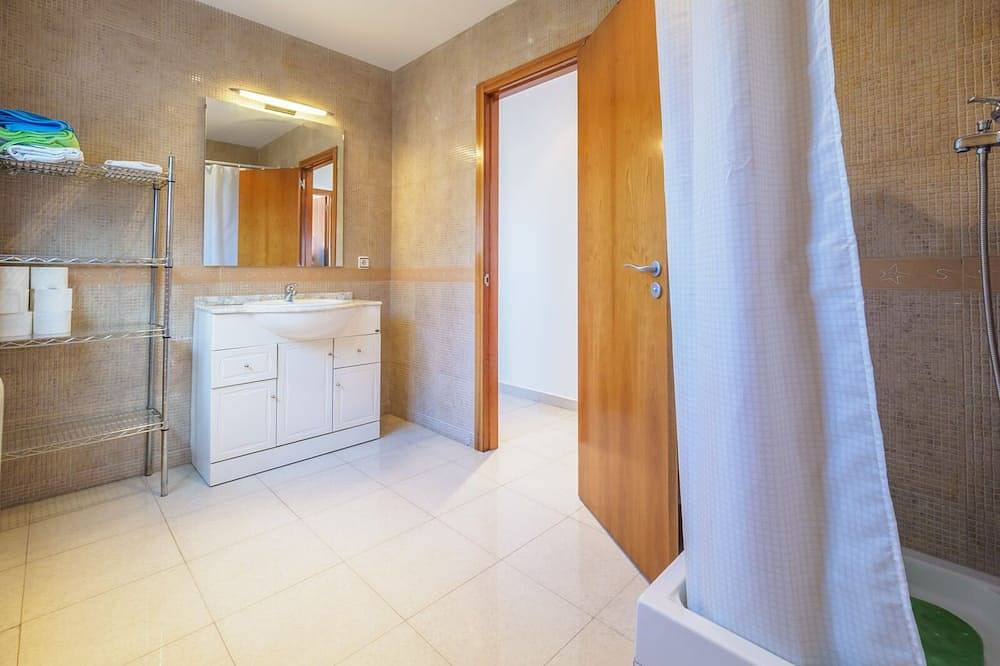 Mas Mestre - elegant og romslig villa nær Sitges for opptil 8 gjester in Olivella, Garraf