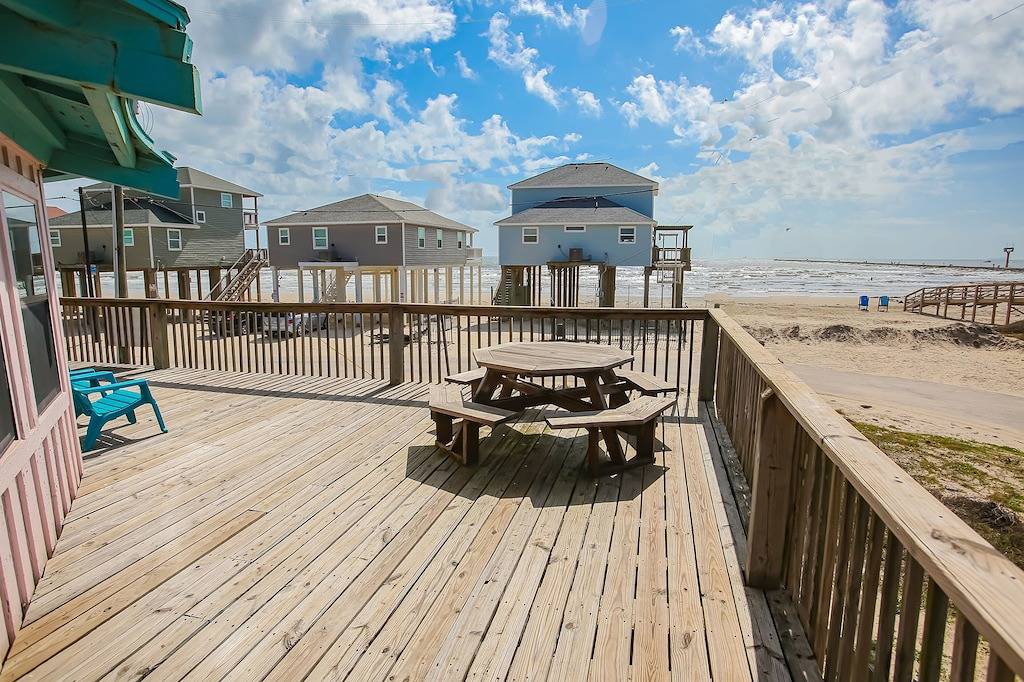 Classic octagon house with excellent beach and jetty views! in Brazoria County