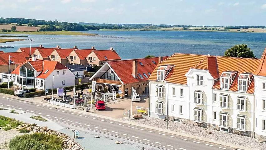 Ferienhaus für 5 Personen, mit Pool und Whirlpool sowie Sauna in Hejlsminde