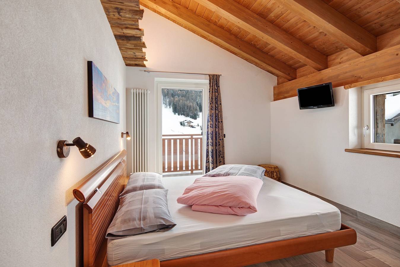 Appartement "Casa Nicoletta inverno" dicht bij de skiliften met uitzicht op de bergen, foto 10