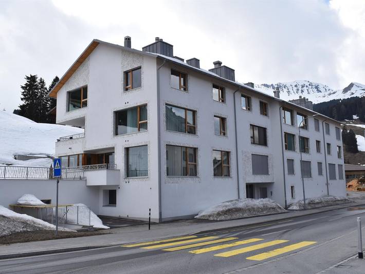 Ferienwohnung für 5 Personen, mit Balkon in Malix