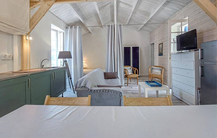 Acogedor apartamento de 80 m² cerca de Saint-Denis-d'Oléron y de restaurantes locales in Saint-Denis-d'Oléron, Côte de Beauté