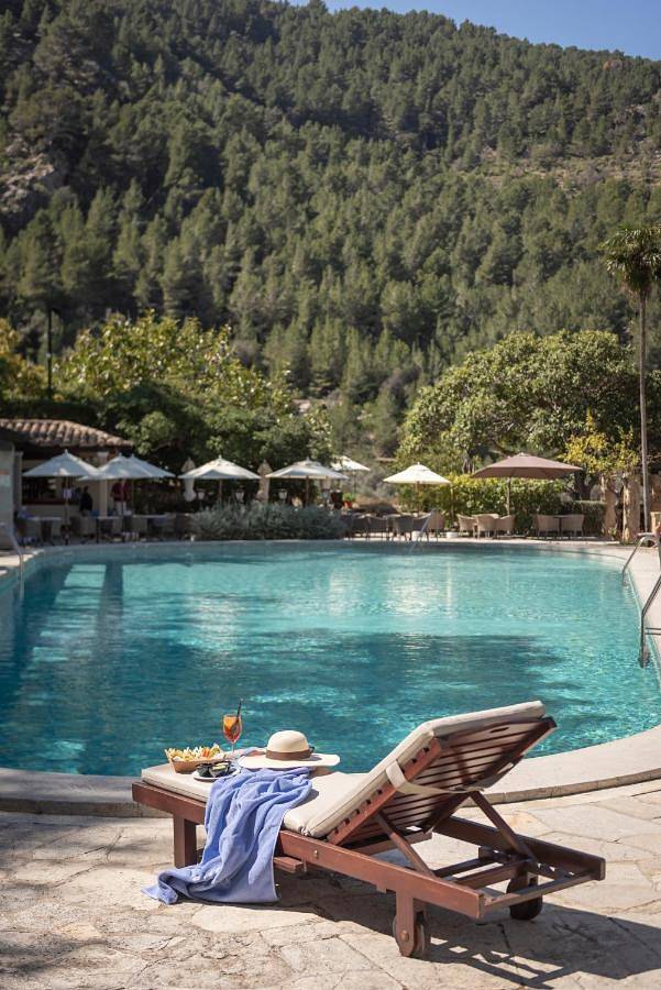 Hôtel, avec Terrasse et Jardin ainsi que Piscine et Vue à Deià - 4