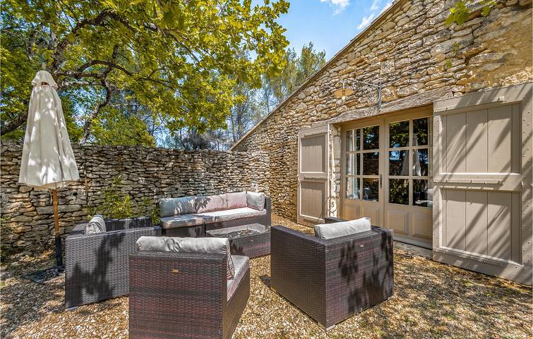 Location de vacances pour 10 personnes, avec terrasse et piscine dans le Luberon - 4