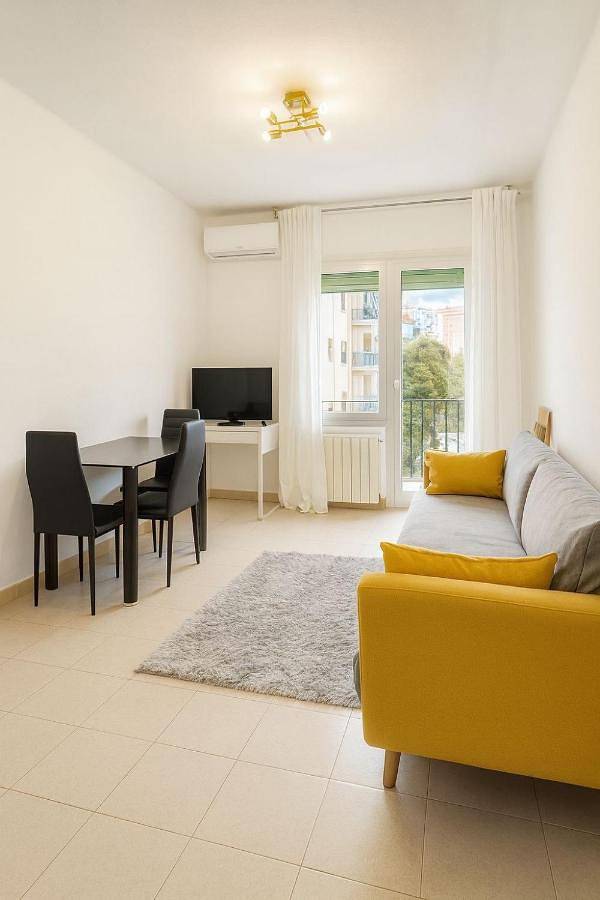 Apartamento de vacaciones para 6 personas, con balcón y vistas - 1