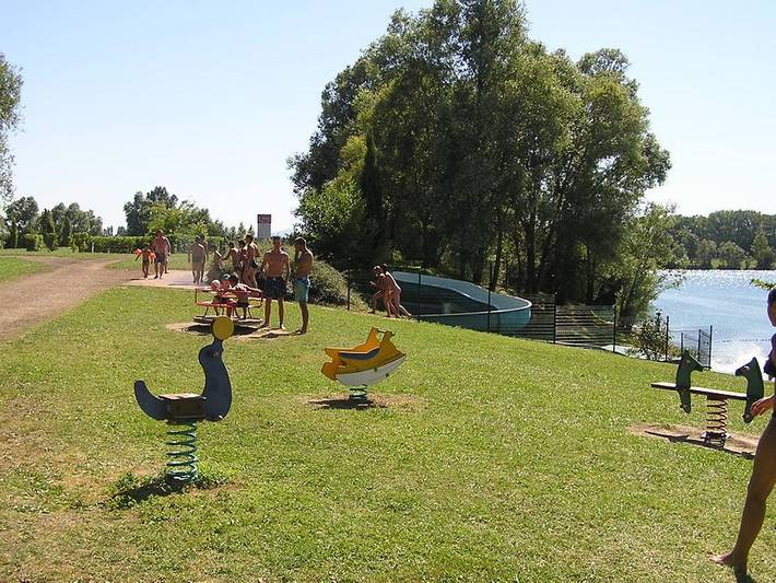 Camping La Clé de Saone - Bungalowzelt 5 personen - Zelt-Ferienhaus in Crêches-sur-Saône, Beaujolais