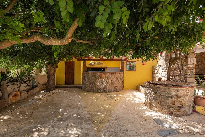 Haustierfreundliches Ferienhaus Pescetti Bobba A mit Bergblick in Carloforte, Sulcis Iglesiente