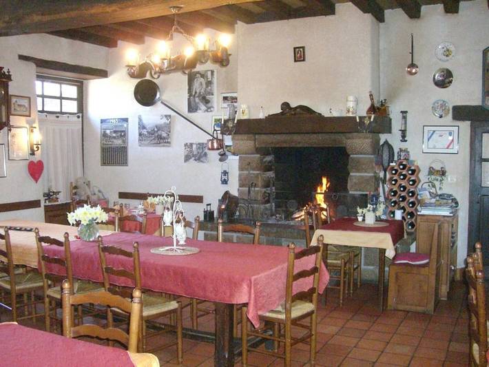 Location de vacances pour 2 personnes, avec jardin ainsi que vue et terrasse à Bille - 3