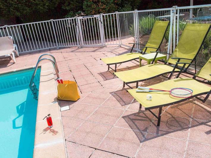 Hôtel pour 3 personnes, avec jardin et piscine, animaux acceptés à Chambray-lès-Tours - 4