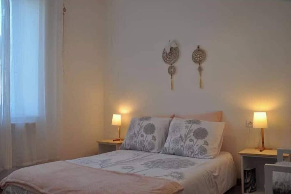 Ganze Wohnung, Cosy apartment at the foot of the mountains in Villeneuve-d'Olmes, Ariège