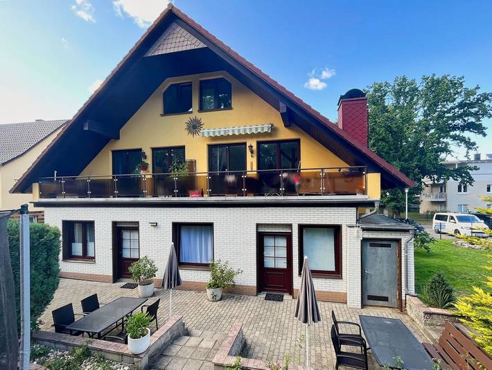 Ferienwohnung für 4 Personen, mit Terrasse und Garten sowie Pool und Sauna auf Rügen