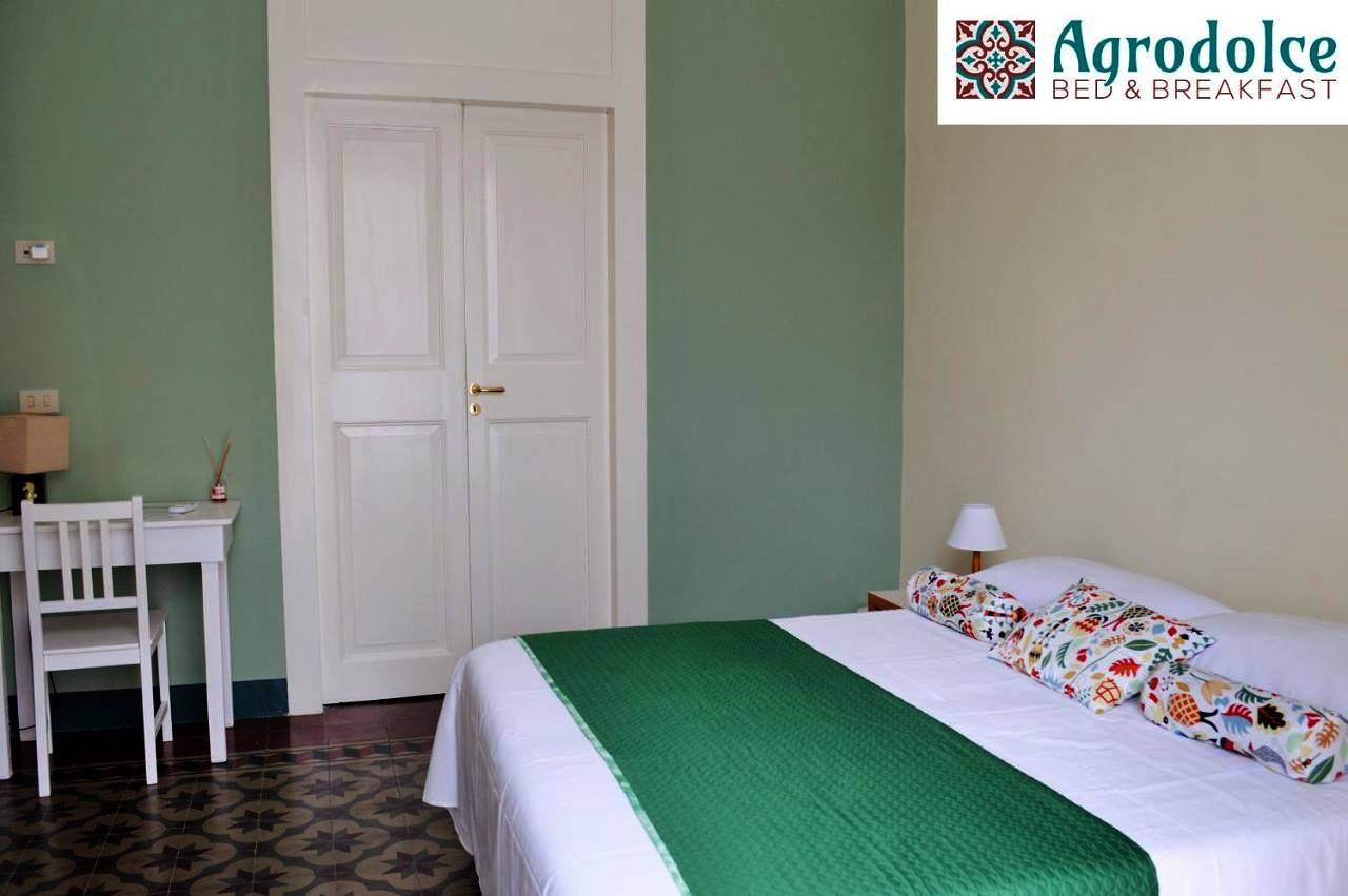 Family Suite with Balcony in Barcellona Pozzo di Gotto, Messina Provinz