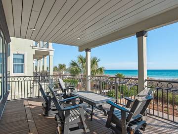 Vacation House for 20 Guests in Destin, Emerald Coast, Picture 2
