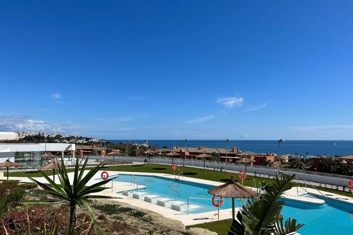 Ganze Wohnung, Via Celere 2329  Golf & Sea view in Marina de Casares, Casares
