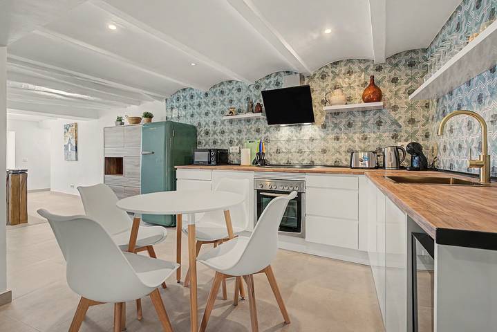 Holiday Home 'Limon' with Private Terrace, Wi-Fi and Air Conditioning in Cómpeta, Málaga Provinsen