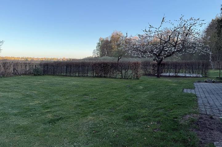 Ganze Wohnung, Stilvoll eingerichtete Erdgeschosswohnung mit Gartenblick in Rheinsberger See, Rheinsberg