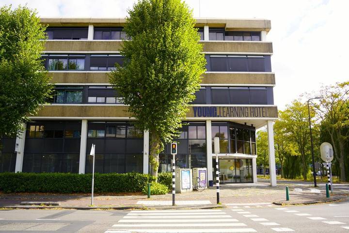 Hotel voor 6 personen, met Terras in Rijswijk