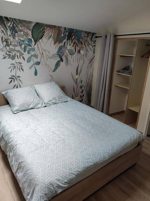 Gîte pour 3 personnes, avec vue et jardin à Orliénas - 3