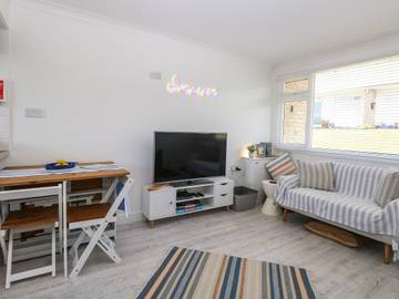 Lodge for 3 People in Waveney District, Suffolk, Photo 1