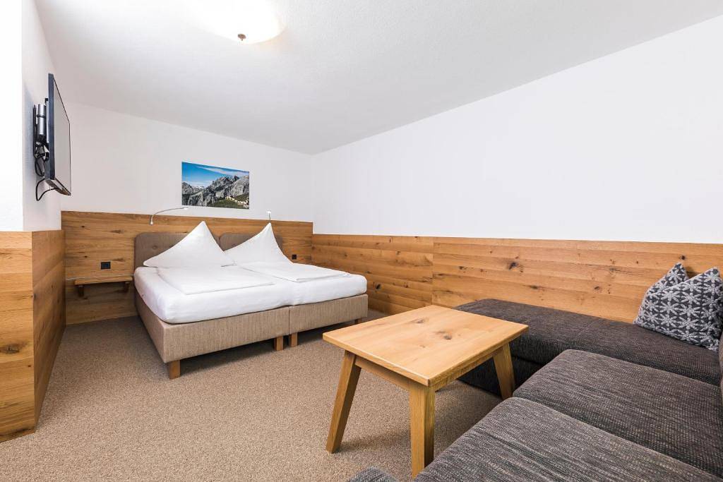 Ganze Ferienwohnung, Appartementhaus Zyka in Neustift, Neustift im Stubaital