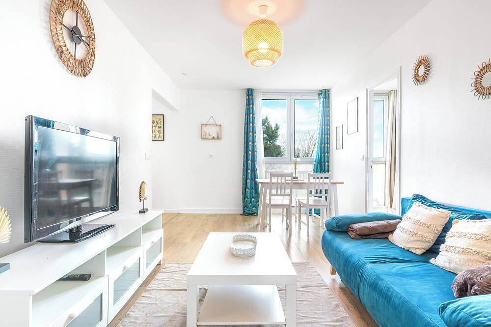 Apartamento entero, Urban Paradise - Orly 5 min and Paris 10 min away in Thiais, Valle del Marne