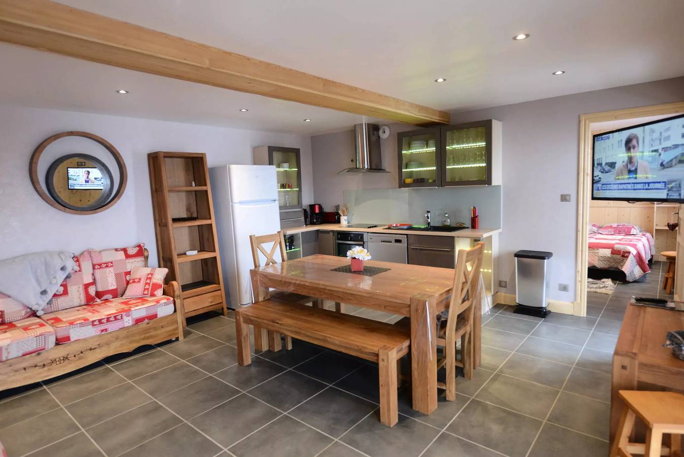 Appartement entier, Magnifique 2 chambres  terrasse face aux Montagnes in Le Lioran, Laveissière