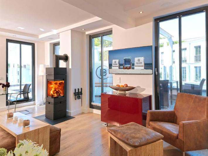 Ferieleilighet for 2 personer, med badebasseng og sauna i tillegg til balkong, dyr tillatt i Rügen