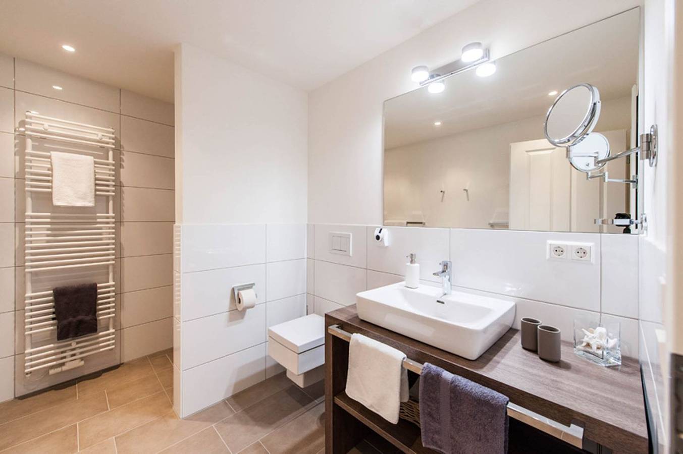 Ganze Wohnung, Weisse Villa - Apartment für 2 Personen am Hafen von Büsum in Hafen Büsum, Büsum
